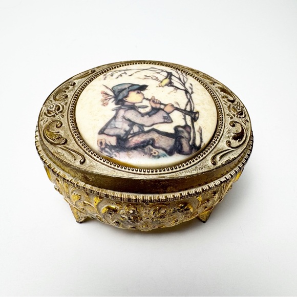 Vintage Farrington Hummel Trumpet Boy Trinket Box - Picture 1 of 11